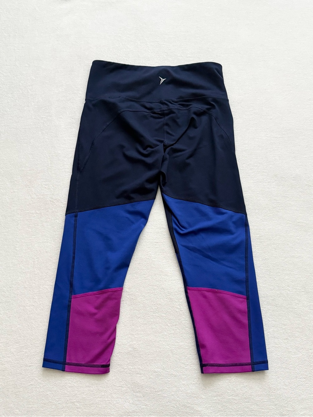 Old Navy Active Go-Dry Compression Crop Leggings Size L Athleisure Activewear - Picture 2 of 6